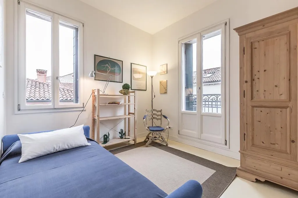 Santa Marta Apartment Venice 0*,  Italy